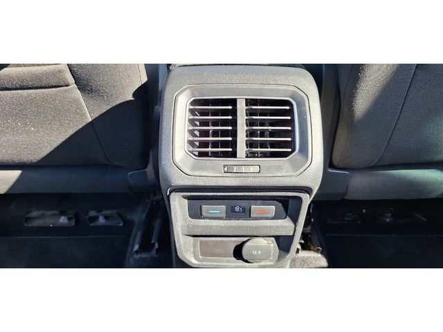 VolkswagenTiguan Sport 2.0 TDI BMT 110 kW (150 CV) DSG Vehículo usado en Barcelona - 34