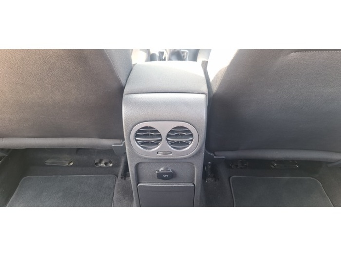 VolkswagenTiguan T1 2.0 TDI BMT 4x2 81 kW (110 CV) Vehículo usado en Barcelona - 34 VolkswagenTiguan T1 2.0 TDI BMT 4x2 81 kW (110 CV) Vehículo usado en Barcelona - 34