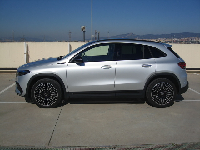 Mercedes-BenzEQA 250 140 kW (190 CV) Vehículo usado en Barcelona - 3