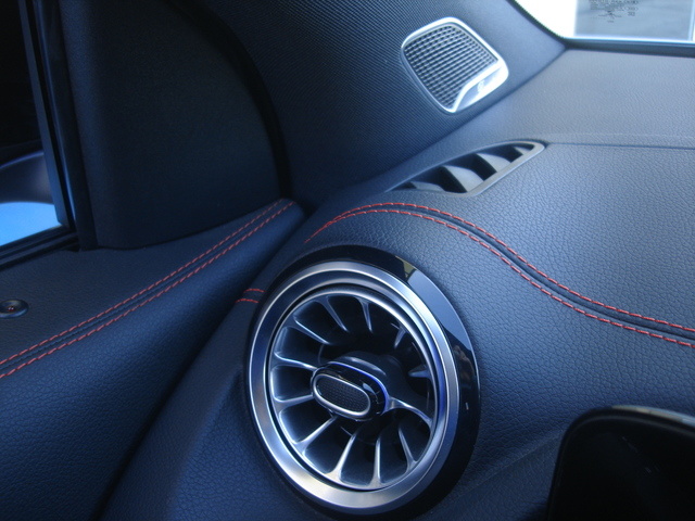 Mercedes-BenzEQA 250 140 kW (190 CV) Vehículo usado en Barcelona - 39 Mercedes-BenzEQA 250 140 kW (190 CV) Vehículo usado en Barcelona - 39