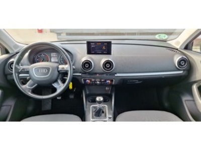 Audi A3 Sportback Attracted 1.6 TDI clean diesel 81 kW (110 CV) Audi A3 Sportback Attracted 1.6 TDI clean diesel 81 kW (110 CV)