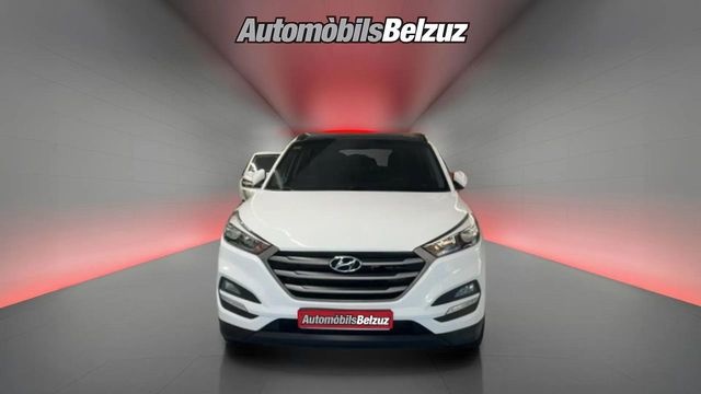 HyundaiTucson 1.7 CRDI BlueDrive Essence 4x2 85 kW (115 CV) Vehículo usado en Barcelona - 2