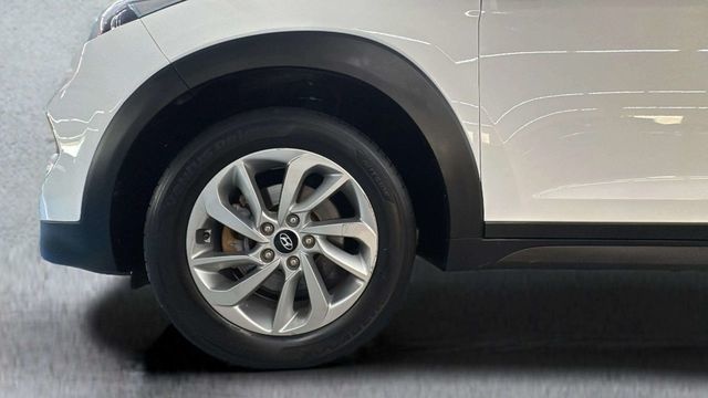 HyundaiTucson 1.7 CRDI BlueDrive Essence 4x2 85 kW (115 CV) Vehículo usado en Barcelona - 19