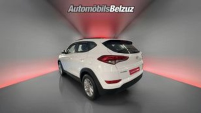 Hyundai Tucson 1.7 CRDI BlueDrive Essence 4x2 85 kW (115 CV) Hyundai Tucson 1.7 CRDI BlueDrive Essence 4x2 85 kW (115 CV)