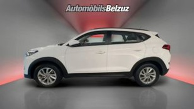 Hyundai Tucson 1.7 CRDI BlueDrive Essence 4x2 85 kW (115 CV) Hyundai Tucson 1.7 CRDI BlueDrive Essence 4x2 85 kW (115 CV)