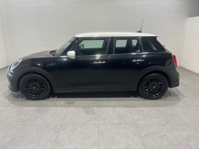 MINI Cooper 100 kW (136 CV) MINI 5 Puertasthumbs3 MINI Cooper 100 kW (136 CV) MINI 5 Puertasthumbs3