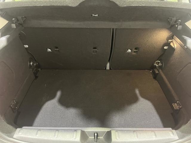 MINI Cooper 100 kW (136 CV) MINI 5 Puertasthumbs12 MINI Cooper 100 kW (136 CV) MINI 5 Puertasthumbs12