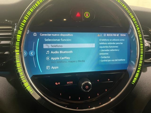 MINI Cooper 100 kW (136 CV) MINI 5 Puertas en Barcelona