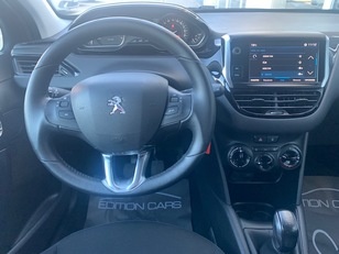 Peugeot 208 PureTech Signature 60 kW (82 CV)