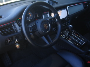 Porsche Macan S 280 kW (380 CV) Porsche Macan S 280 kW (380 CV)