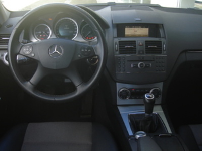 Mercedes-Benz Clase C 200 CDI Blue Efficiency Avantgarde 100 kW (136 CV) Mercedes-Benz Clase C 200 CDI Blue Efficiency Avantgarde 100 kW (136 CV)