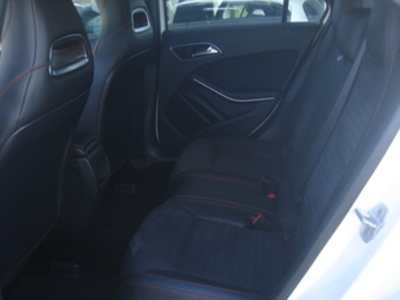 Mercedes-Benz Clase A 200 CDI AMG Line 100 kW (136 CV) Mercedes-Benz Clase A 200 CDI AMG Line 100 kW (136 CV)