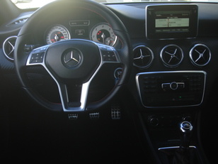 Mercedes-Benz Clase A 200 CDI AMG Line 100 kW (136 CV) Mercedes-Benz Clase A 200 CDI AMG Line 100 kW (136 CV)