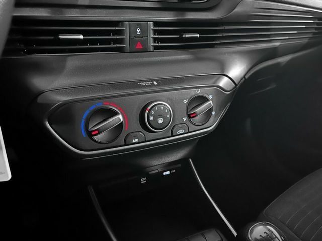 Hyundai i20 1.2 MPI Sense 62 kW (84 CV) Vehículo usado en Las Palmas - 7 Hyundai i20 1.2 MPI Sense 62 kW (84 CV) Vehículo usado en Las Palmas - 7