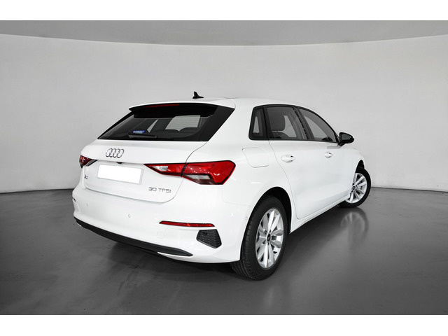 Audi A3 Sportback City Line 30 TFSI 81 kW (110 CV) Vehículo usado en Las Palmas - 2