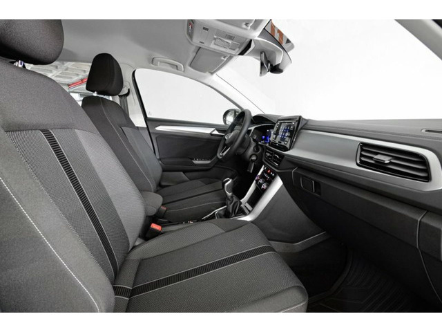 Volkswagen T-Roc Connect 1.0 TSI 81 kW (110 CV) Vehículo usado en Las Palmas - 4