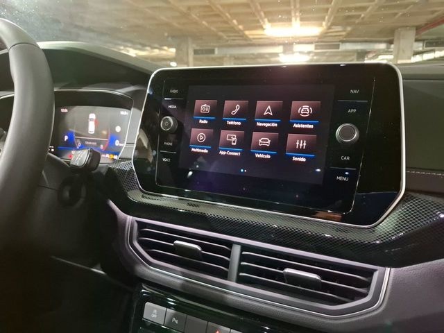 Volkswagen T-Cross R-Line 1.0 TSI 85 kW (116 CV) DSG Vehículo usado en Las Palmas - 6 Volkswagen T-Cross R-Line 1.0 TSI 85 kW (116 CV) DSG Vehículo usado en Las Palmas - 6