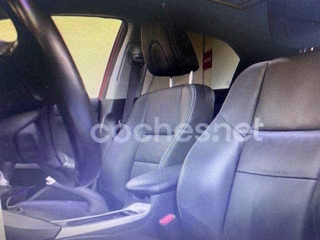 HondaCivic 1.8 I-VTEC Executive Navi 104kW (142CV) Vehículo usado en Barcelona - 6 HondaCivic 1.8 I-VTEC Executive Navi 104kW (142CV) Vehículo usado en Barcelona - 6