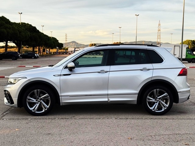 VolkswagenTiguan R-Line 2.0 TDI 110 kW (150 CV) DSG Vehículo usado en Barcelona - 9