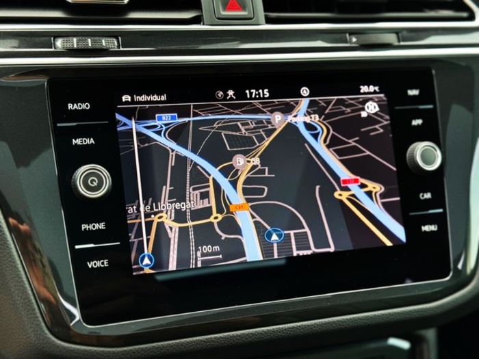 VolkswagenTiguan R-Line 2.0 TDI 110 kW (150 CV) DSG Vehículo usado en Barcelona - 24 VolkswagenTiguan R-Line 2.0 TDI 110 kW (150 CV) DSG Vehículo usado en Barcelona - 24