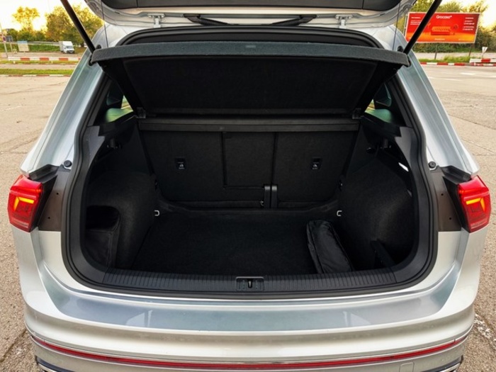 VolkswagenTiguan R-Line 2.0 TDI 110 kW (150 CV) DSG Vehículo usado en Barcelona - 36 VolkswagenTiguan R-Line 2.0 TDI 110 kW (150 CV) DSG Vehículo usado en Barcelona - 36