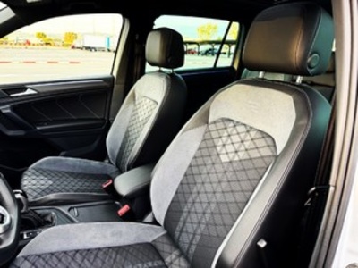 Volkswagen Tiguan R-Line 2.0 TDI 110 kW (150 CV) DSG Volkswagen Tiguan R-Line 2.0 TDI 110 kW (150 CV) DSG