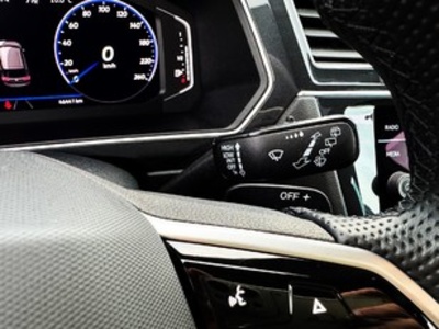 Volkswagen Tiguan R-Line 2.0 TDI 110 kW (150 CV) DSG Volkswagen Tiguan R-Line 2.0 TDI 110 kW (150 CV) DSG