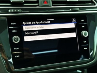 Volkswagen Tiguan R-Line 2.0 TDI 110 kW (150 CV) DSG Volkswagen Tiguan R-Line 2.0 TDI 110 kW (150 CV) DSG