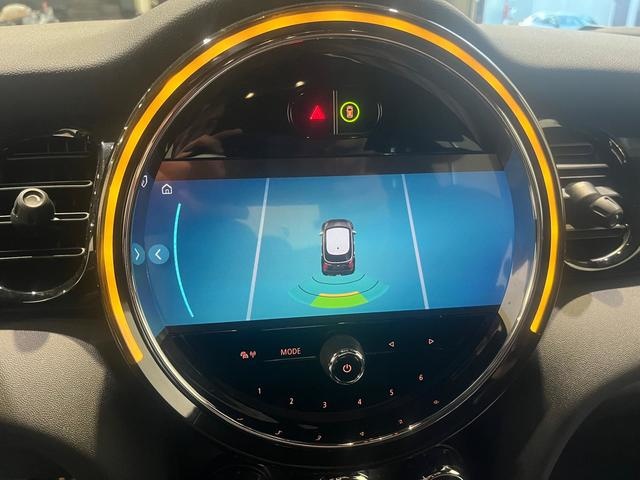 MINI Cooper 100 kW (136 CV) MINI 5 Puertasthumbs17 MINI Cooper 100 kW (136 CV) MINI 5 Puertasthumbs17