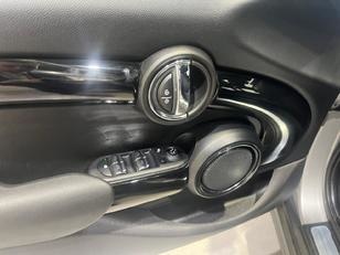 MINI MINI 5 Puertas Cooper 100 kW (136 CV) 88533581 en Barcelona
