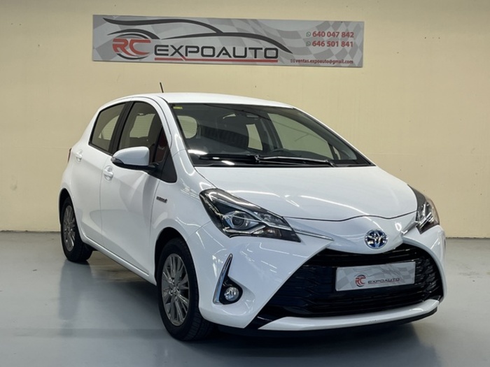 ToyotaYaris 1.5 100H Active 74 kW (100 CV) Vehículo usado en Barcelona - 3 ToyotaYaris 1.5 100H Active 74 kW (100 CV) Vehículo usado en Barcelona - 3