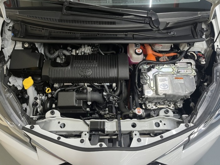 ToyotaYaris 1.5 100H Active 74 kW (100 CV) Vehículo usado en Barcelona - 29 ToyotaYaris 1.5 100H Active 74 kW (100 CV) Vehículo usado en Barcelona - 29