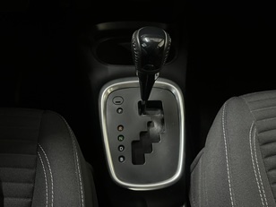 Toyota Yaris 1.5 100H Active 74 kW (100 CV)