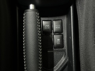 Toyota Yaris 1.5 100H Active 74 kW (100 CV)