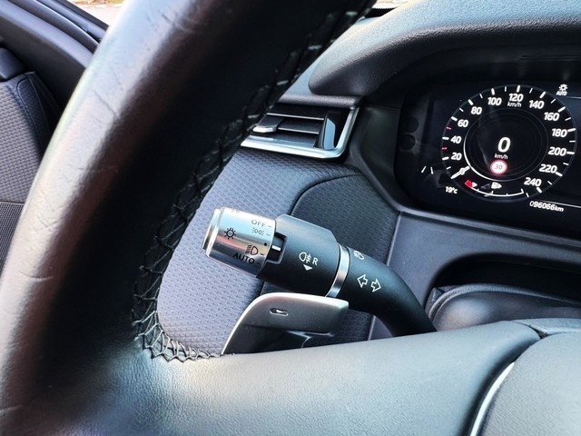 Land RoverRange Rover Velar D240 I4 Standard 4WD Auto 150 kW (204 CV) Vehículo usado en Barcelona - 15