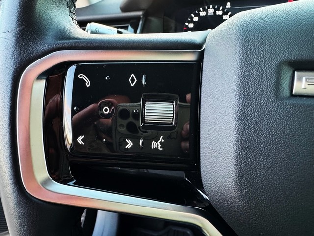 Land RoverRange Rover Velar D240 I4 Standard 4WD Auto 150 kW (204 CV) Vehículo usado en Barcelona - 16 Land RoverRange Rover Velar D240 I4 Standard 4WD Auto 150 kW (204 CV) Vehículo usado en Barcelona - 16