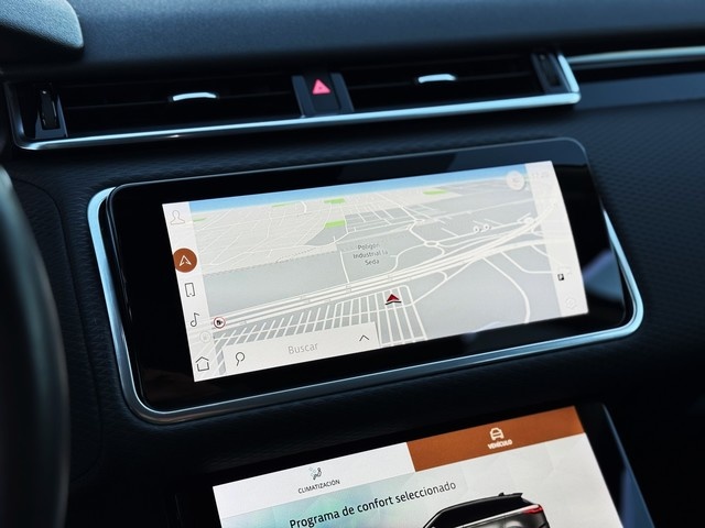 Land RoverRange Rover Velar D240 I4 Standard 4WD Auto 150 kW (204 CV) Vehículo usado en Barcelona - 21 Land RoverRange Rover Velar D240 I4 Standard 4WD Auto 150 kW (204 CV) Vehículo usado en Barcelona - 21