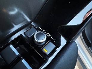 Land Rover Range Rover Velar D240 I4 Standard 4WD Auto 150 kW (204 CV)