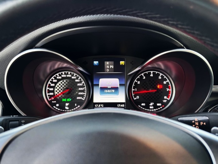 Mercedes-BenzGLC 43 AMG 4MATIC 270 kW (367 CV) Vehículo usado en Barcelona - 23 Mercedes-BenzGLC 43 AMG 4MATIC 270 kW (367 CV) Vehículo usado en Barcelona - 23