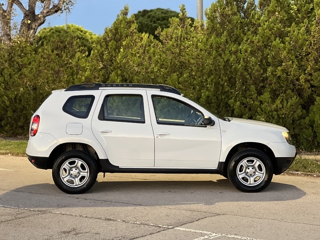 DaciaDuster Laureate TCE 92 kW (125 CV) 4X4 Vehículo usado en Barcelona - 6 DaciaDuster Laureate TCE 92 kW (125 CV) 4X4 Vehículo usado en Barcelona - 6