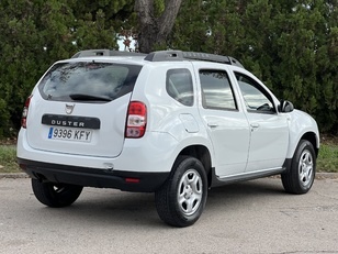Dacia Duster Laureate TCE 92 kW (125 CV) 4X4 Dacia Duster Laureate TCE 92 kW (125 CV) 4X4