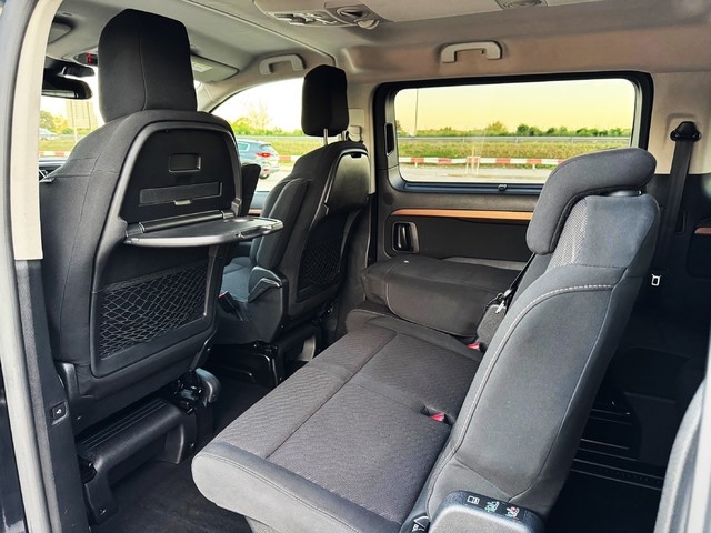 ToyotaProace Verso 2.0D Family Advance L2 110 kW (150 CV) Vehículo usado en Barcelona - 8 ToyotaProace Verso 2.0D Family Advance L2 110 kW (150 CV) Vehículo usado en Barcelona - 8