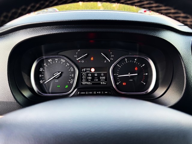 ToyotaProace Verso 2.0D Family Advance L2 110 kW (150 CV) Vehículo usado en Barcelona - 21 ToyotaProace Verso 2.0D Family Advance L2 110 kW (150 CV) Vehículo usado en Barcelona - 21