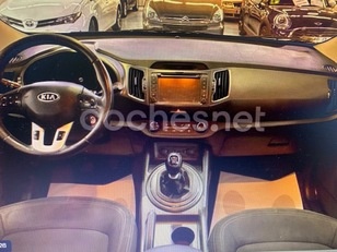 Kia Sportage 1.6 GDI Concept 4x2 99 kW (135 CV) Kia Sportage 1.6 GDI Concept 4x2 99 kW (135 CV)