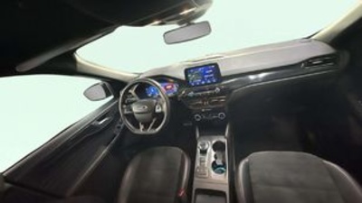 Ford Kuga 2.5 Duratec PHEV ST-Line Auto 165 kW (225 CV) Ford Kuga 2.5 Duratec PHEV ST-Line Auto 165 kW (225 CV)