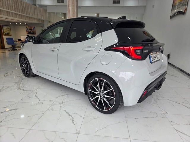 ToyotaYaris 130H GR Sport Plus 96 kW (130 CV) Vehículo usado en Barcelona - 4 ToyotaYaris 130H GR Sport Plus 96 kW (130 CV) Vehículo usado en Barcelona - 4