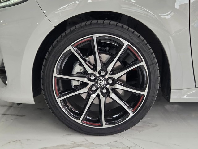 ToyotaYaris 130H GR Sport Plus 96 kW (130 CV) Vehículo usado en Barcelona - 10 ToyotaYaris 130H GR Sport Plus 96 kW (130 CV) Vehículo usado en Barcelona - 10