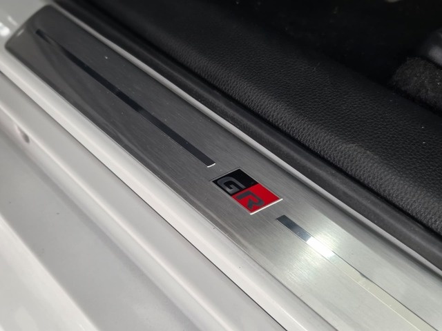 ToyotaYaris 130H GR Sport Plus 96 kW (130 CV) Vehículo usado en Barcelona - 12 ToyotaYaris 130H GR Sport Plus 96 kW (130 CV) Vehículo usado en Barcelona - 12