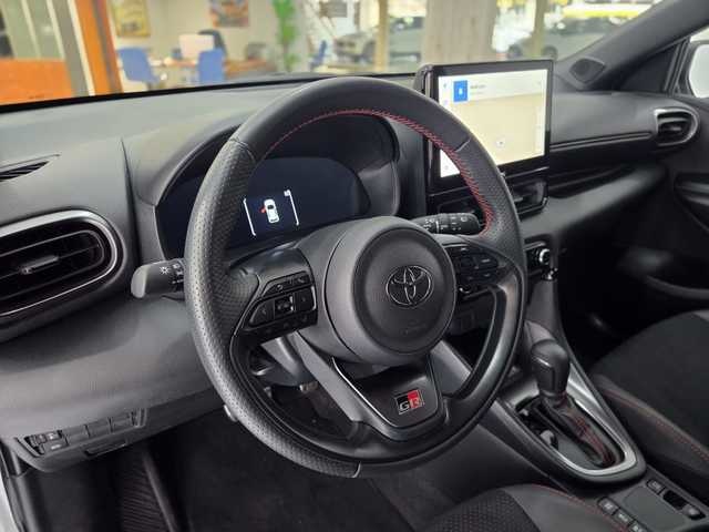 ToyotaYaris 130H GR Sport Plus 96 kW (130 CV) Vehículo usado en Barcelona - 14 ToyotaYaris 130H GR Sport Plus 96 kW (130 CV) Vehículo usado en Barcelona - 14