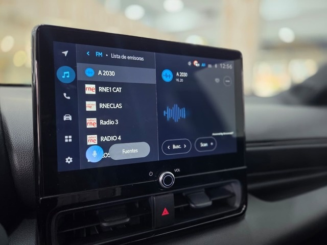 ToyotaYaris 130H GR Sport Plus 96 kW (130 CV) Vehículo usado en Barcelona - 19 ToyotaYaris 130H GR Sport Plus 96 kW (130 CV) Vehículo usado en Barcelona - 19